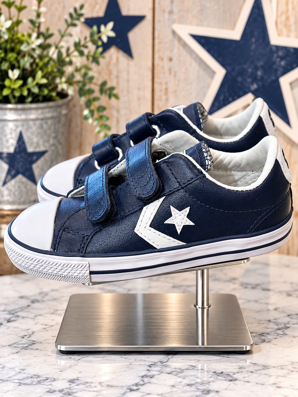 NIB Converse Star Player 2V Ox Navy White Infant Size 9 EU 25 746139C